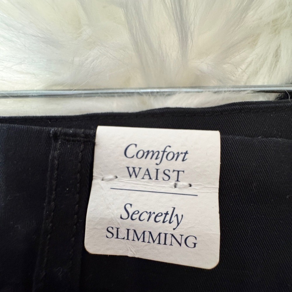 Croft & Barrow Womens Black Capri Pants Mid Rise Secretly Slimming Size 10 NEW - Picture 5 of 8